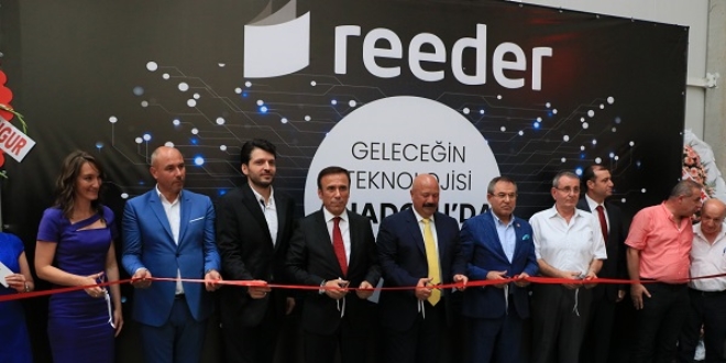 Samsun’da Reeder Cep Telefonu Fabrikası Açıldı