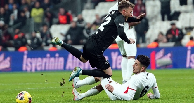 BEŞİKTAŞ RAHAT KAZADI!