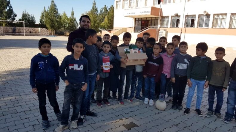 Ordu dan Şanlıurfalı öğrencilere fındık