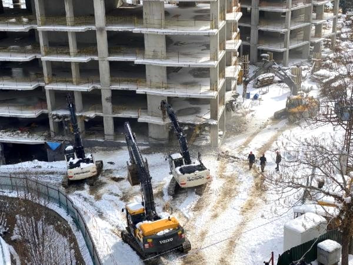 Cumhurbaşkanı nın tepki gösterdiği binaların yıkımı başladı