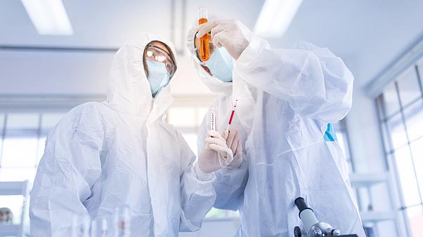 KOVİD 19 AŞI ÜRETİMİ BAŞLIYOR