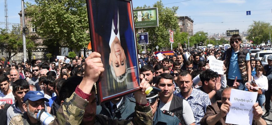 ERMENİ EKONOMİSİ DE ÇÖKTÜ!