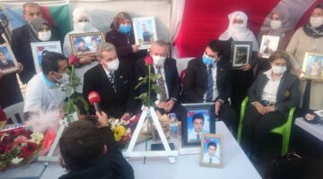 Demokrat Parti, Diyarbakır Annelerini ziyaret etti
