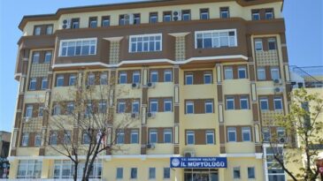 ÖĞRENCİLER SAMSUN MÜFTÜSÜNÜ ZİYARET ETTİ